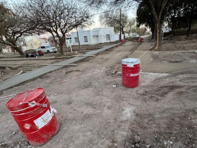 Corte de calle por obra de cordón cuneta